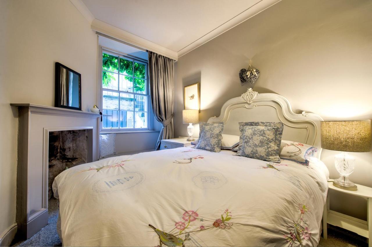 Hamilton Place - Beautiful And Central City Apartment With Private Entrance Sleeps 4 EDI Exterior foto